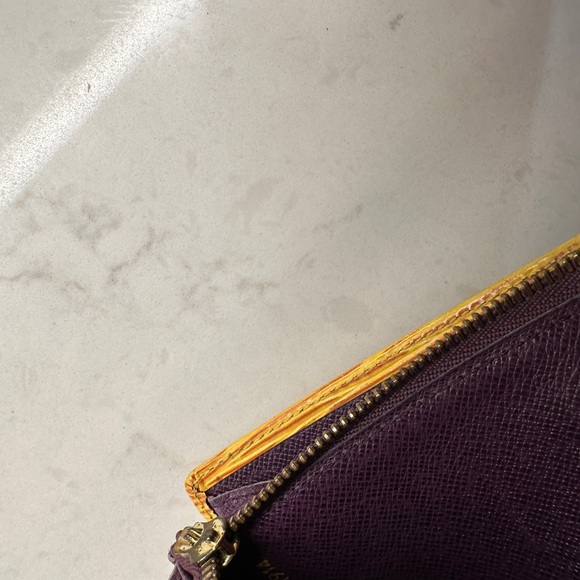 Louis Vuitton Sarah Wallet yellow Epi - Picture 8 of 9